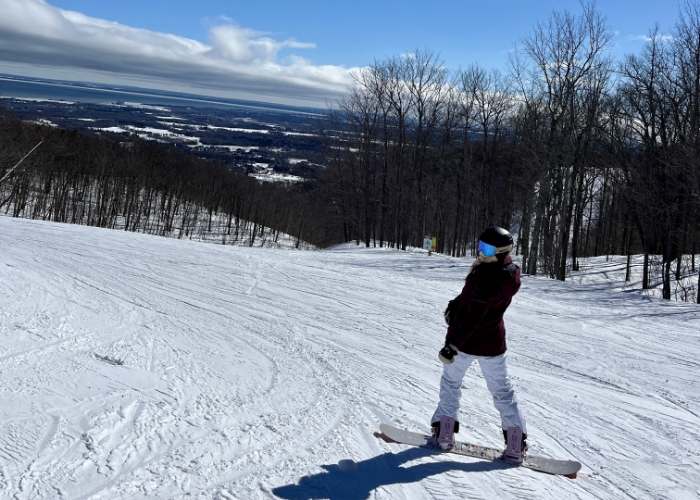 ANGELICA-DIMOPOULOS-image-2-chiropractor-Peak-to-Shore-Physiotherapy-Stayner-Wasaga-Beach-ON